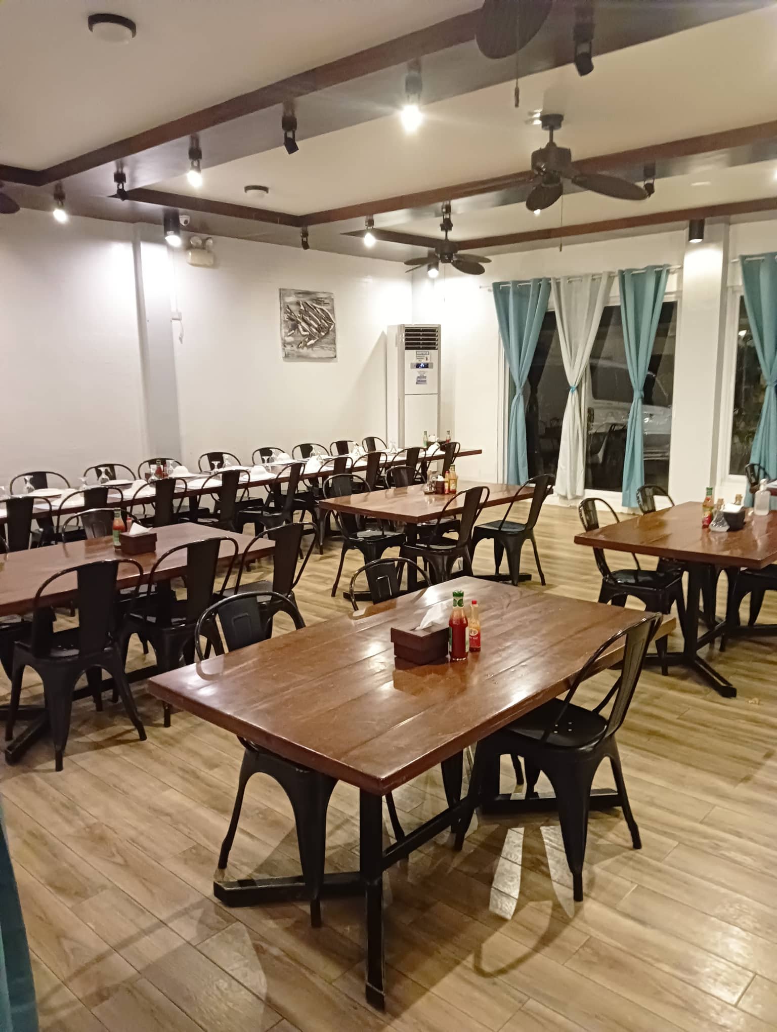 Fish Head Seafood & Grill Restaurant – San Miguel, Iligan